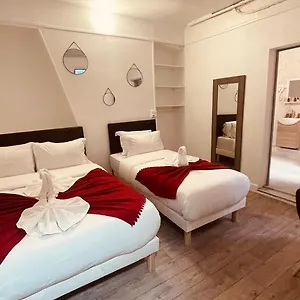 Louvain Отель Париж